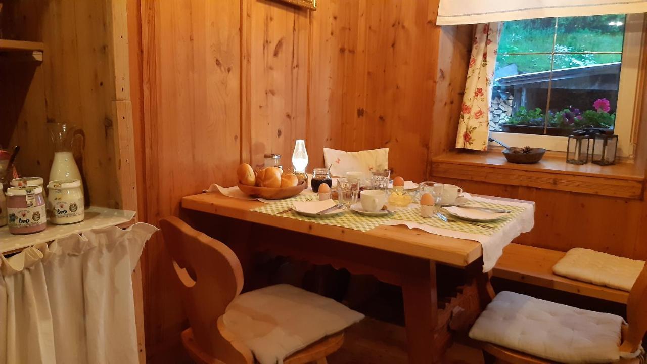 Bed & Breakfast Dolomiti Bey Haus Pinter Assling Exterior foto