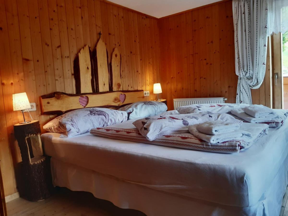 Bed & Breakfast Dolomiti Bey Haus Pinter Assling Exterior foto